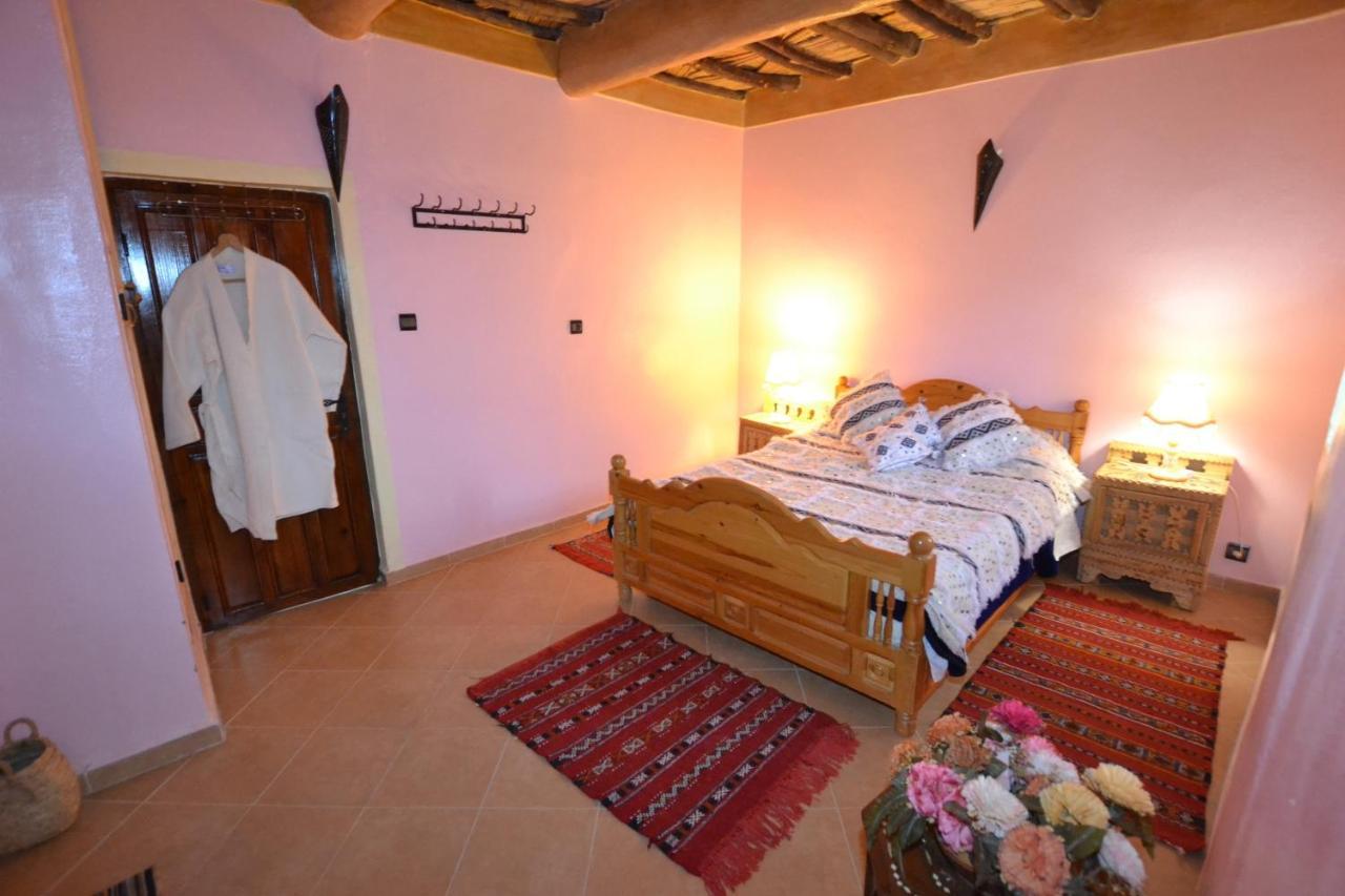 Hotel Tizourgane Kasbah Tiguissas Habitación foto