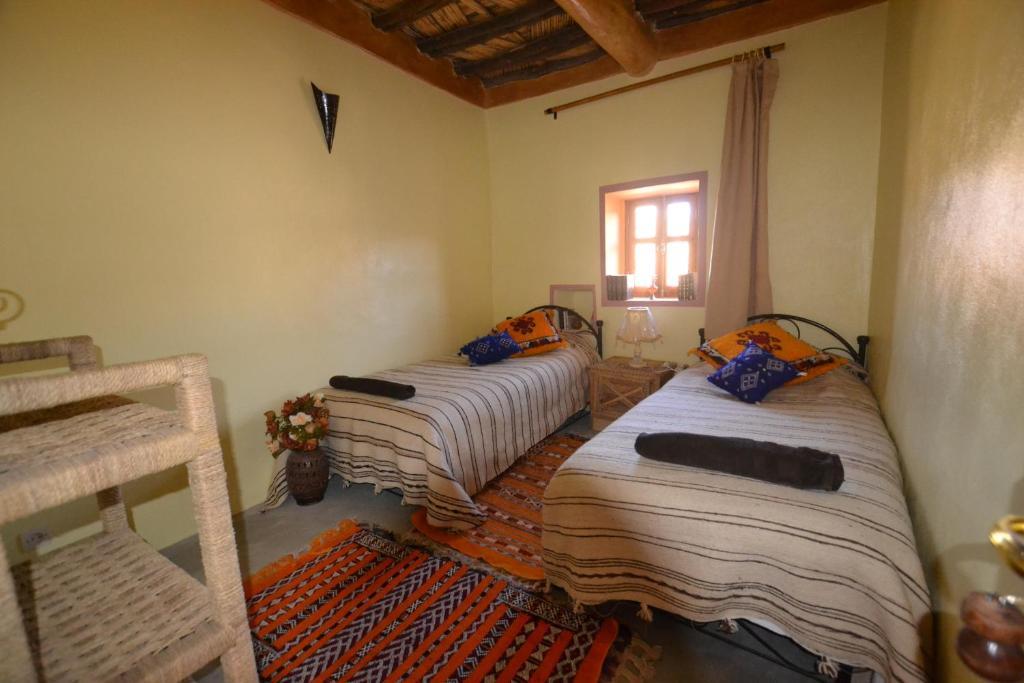 Hotel Tizourgane Kasbah Tiguissas Habitación foto