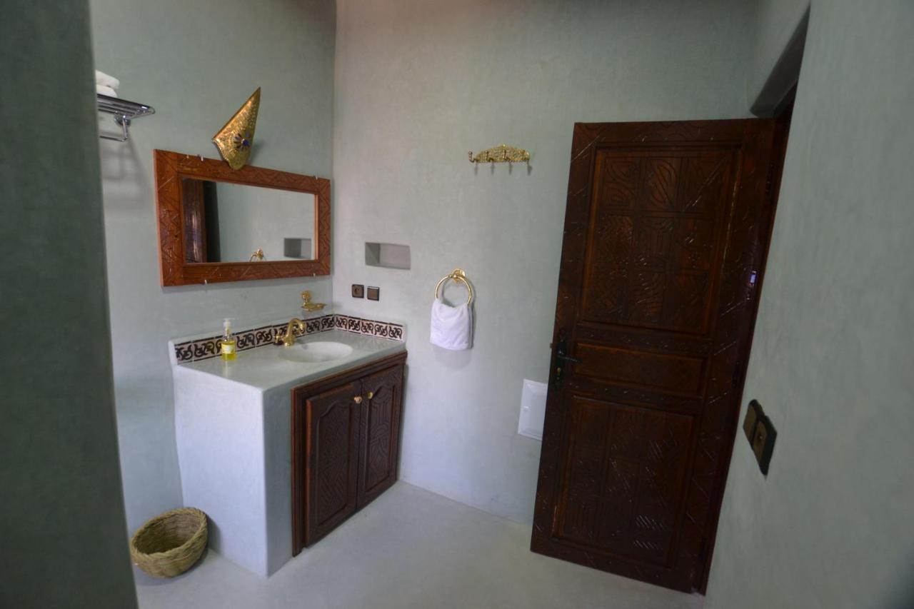 Hotel Tizourgane Kasbah Tiguissas Exterior foto